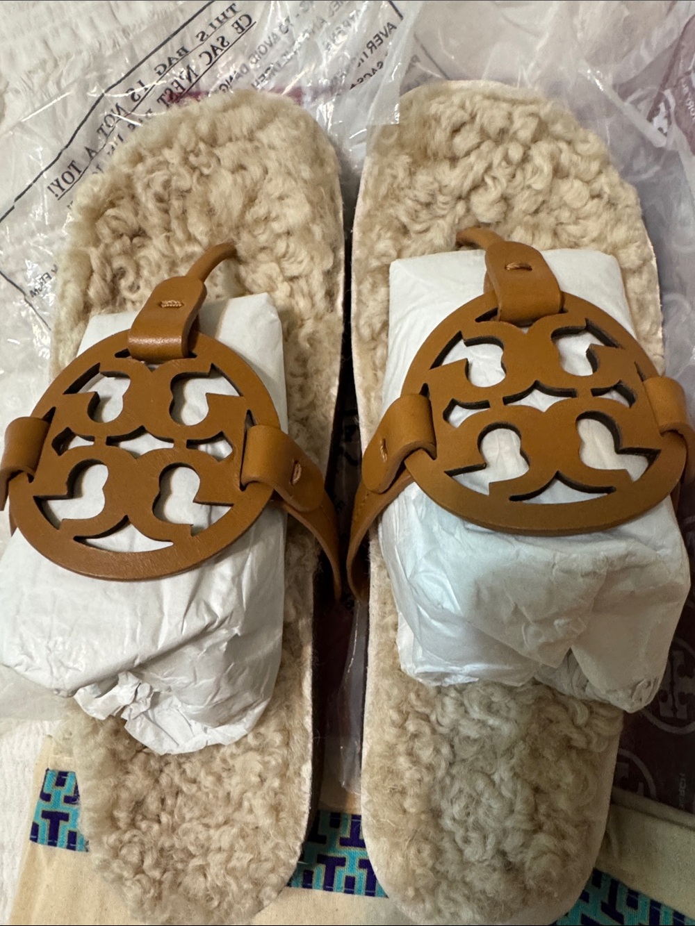 Tory Burch Miller Cloud Shearling sandals NEW IN BOX with dust bag SZ 9